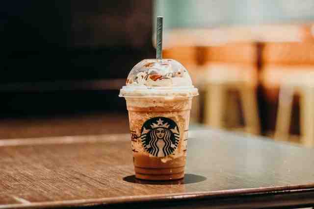 Стали известны новые возможные названия для Starbucks - Новости Санкт-Петербурга
