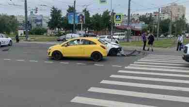 Авария на перекрёстке Белы Куна и Будапештской. Водитель такси и водитель с женщиной и…