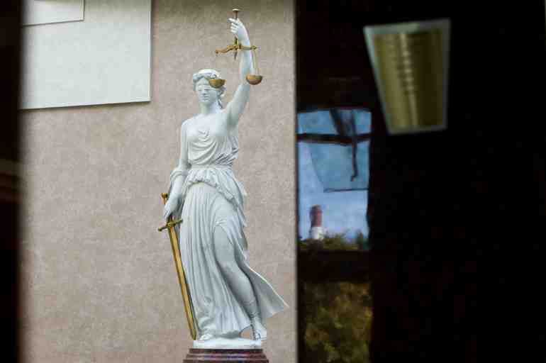 В Петербурге суд избрал меру пресечения петербуржцу, убившего свою жену 15 лет назад - Новости Санкт-Петербурга