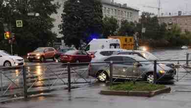 Водители решили что на пересечении Благодатной улицы и ул. Севастьянова слишком скучно и устроили…