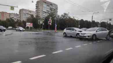 Солярис въехал в правый борт Тойоте на перекрёстке проспекта Космонавтов и улицы Орджоникидзе