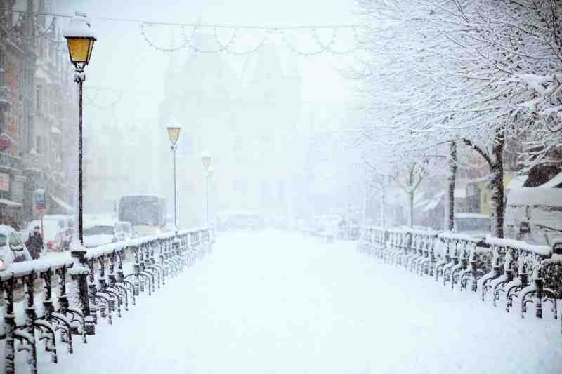 Колесов: в выходные петербуржцы смогут отдохнуть от снегопадов - Новости Санкт-Петербурга