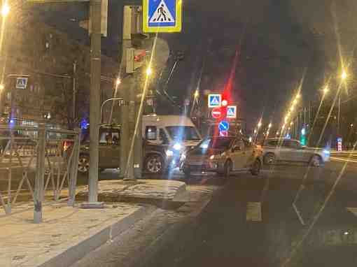 Авария на пересечении Пискарёвского и Металлистов Проезду мешают, но не сильно