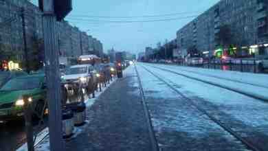 На перекрестке Улицы Дыбенко с проспектом Большевиков утром не работали светофоры и собралась огромная…