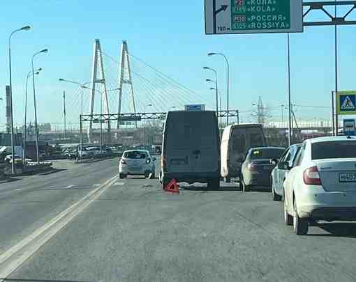Авария на дороге к КАД из Новосаратовки