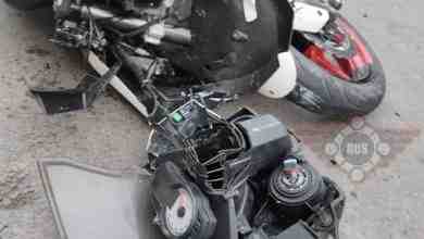Ваз 2107 и мотоцикл столкнулись на Новочеркасском проспекте у дома 32к1. Мотоциклист в сознании…