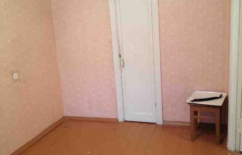 Продам 2-комнатную квартиру, Ленинградская область, г. Сланцы, ул. Баранова д. 6, кирпичный дом, общая…