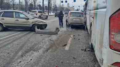 Авария на Московском проспекте 189, с междугородним автобусом, в сторону выезда из города