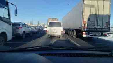 Московское шоссе на перекрёстке с Ленсоветовской дорогой заблокировано аварией с участием трех фур и…