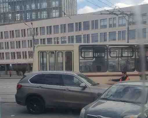 Дтп, Красногвардейская площадь, 3Е, трамвай и 2 авто. Светофор не работает. Будет пробка