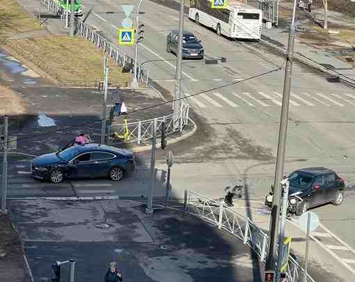 ДТП на перекрёстке Замшиной и Бестужевской