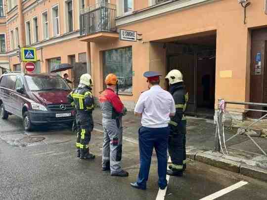 Госавтоинспекция информирует: В Петроградском районе в связи [|с угрозой обрушения здания] по адресу: Большая…