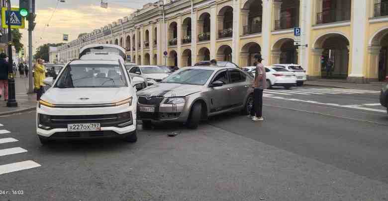 Поворот не туда.. Садовая, напротив переулка Крылова