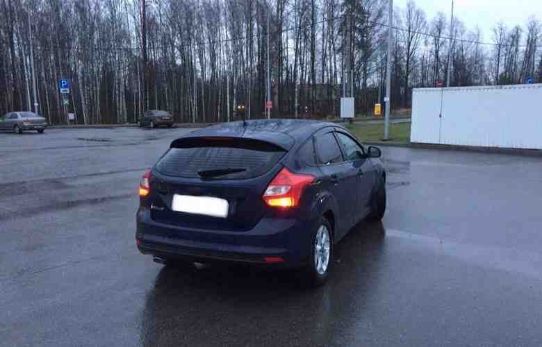 родаю Ford Focus-3 в отличном состоянии. Простая комплектация . на механике . 2011 год…