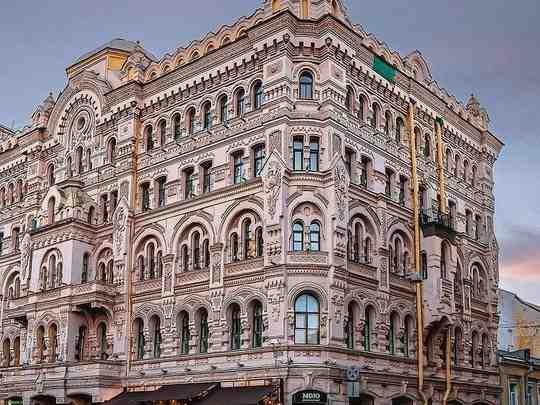Дом Басина на площади Островского Фото: igorhalin