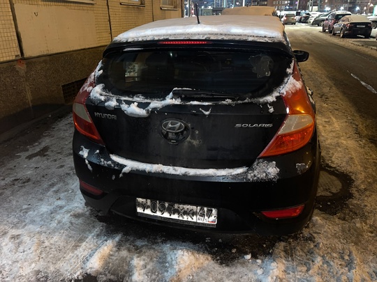 Владелец данного автомобиля, проверьте задний бампер. В 19:47 в него довольно громко въехала задом…