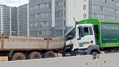Сегодня днем в районе Новогорелово на Промышленной улице мусоровоз разбился о шаланду. NG47, «Основная…
