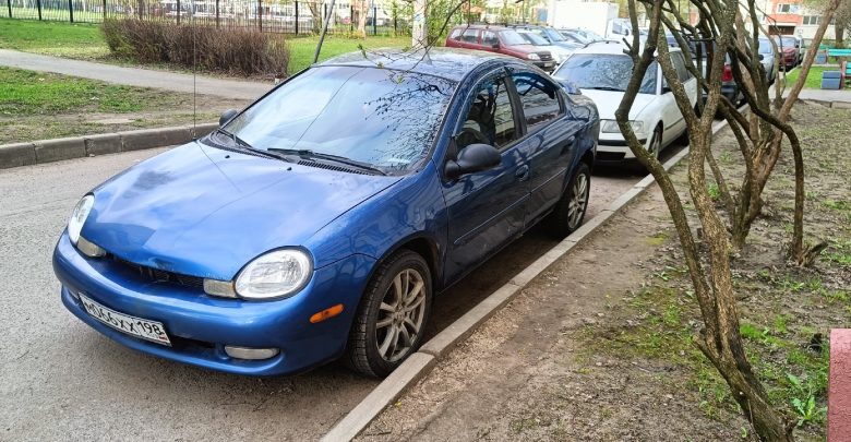 Dodge Neon2 2002г. литра, механика, круиз контроль Автомобиль на полном ходу, стоит на учёте…