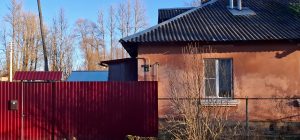 БЛАГОУСТРОЕННАЯ 3-Х КОМНАТНАЯ ЧАСТЬ ДОМА — КВАРТИРА В ГОРОДЕ ДНО ПСКОВСКОЙ ОБЛАСТИ С ВОЗМОЖНОСТЬЮ…