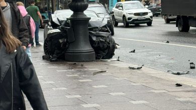 Невский, 55. Спасибо столбу, если бы не остановил, то последствия могли быть печальнее… Обстоятельства…