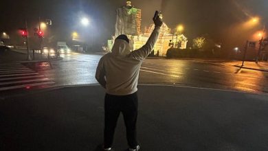 Октябрьский районный суд отправил под домашний арест 20-летнего Семёна Л. и 18-летнего Давида К….