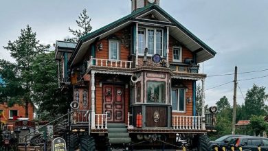 Петербургский инженер-механик, офицер запаса Андрей Карбузов построил стимпанк-дом на колесах, внутри которого находится экспозиция…