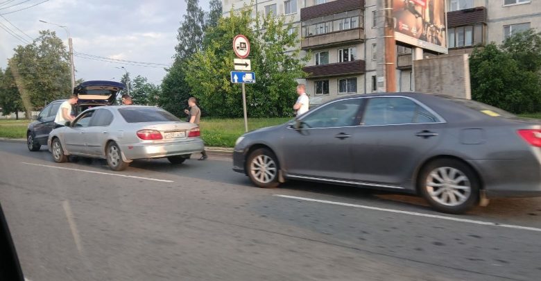 Поворот с Суздальского на Гражданский Собрали паровозик