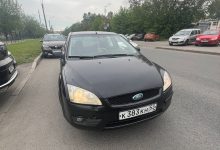 Приветствую , продаю Форд фокус 1,6 , машина на полном ходу все моргает ,…