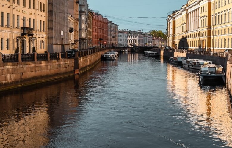 Набережная реки Мойки. Фото: igorhalin