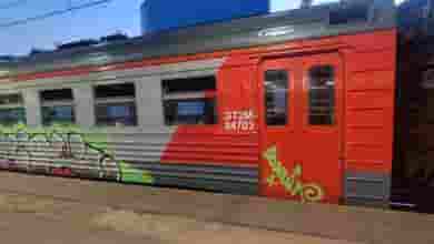 На станции Невдубстрой Кировского района Ленобласти задержан 21-летний петербуржец по подозрению в вандализме —…