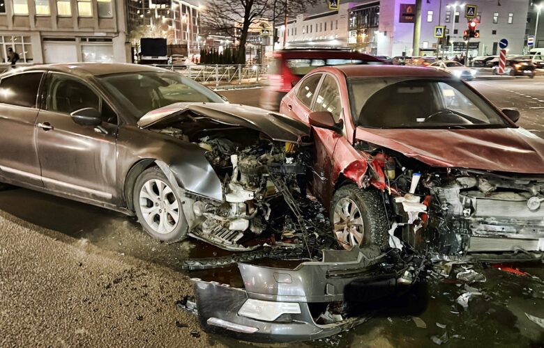 Вчера, , в 19:40 на перекрестке пр. Кима и Уральской ул. на В. О….