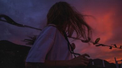 Лишь тень… Зачем вам нужен этот день? По чем вы чувства продает? Ну да,…