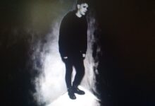 Все богатства, силу Всё тебе отдам Весь мой мир и себя Я кидаю к…